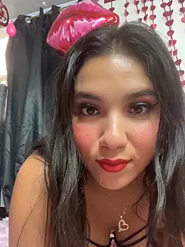 Snapshot of AnnaRosse1 chatting on February 26, 7:21 pm AnnaRosse1 online show from February 26, 7:21 pm