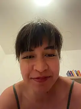 BitchyBratxxx online show from May 5, 7:17 pm