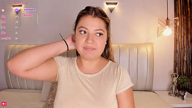 Zuzu sweet online show from December 2, 7:04 pm