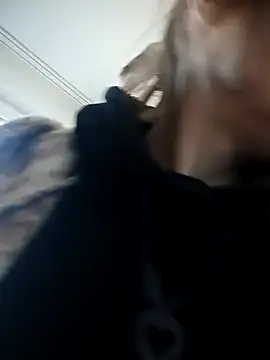 MySweetcum69 online show from October 31, 8:33 am