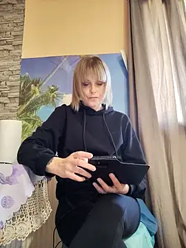 MySweetcum69 online show from November 24, 11:43 am