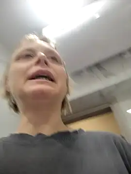 MySweetcum69 online show from April 8, 1:01 pm