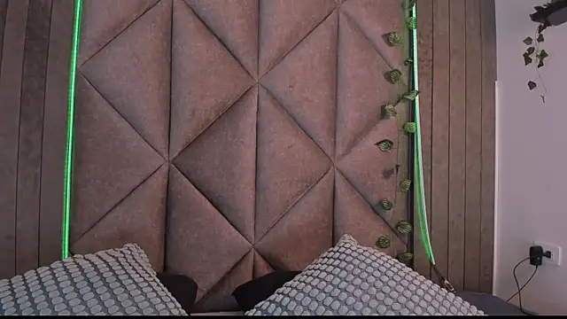 AmyPalmmer online show from November 19, 11:43 am