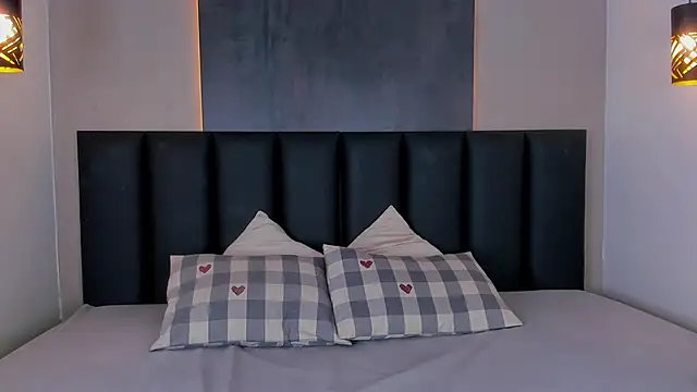 AmyPalmmer online show from December 2, 11:45 am