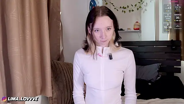 LimaLexxx online show from February 19, 2:30 am