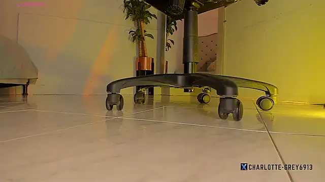 charlotte  grey online show from November 12, 8:34 pm