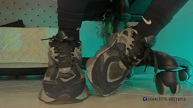 charlotte  grey online show from January 12, 12:12 pm