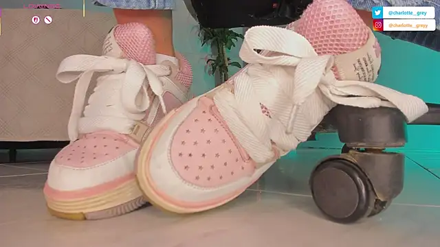 charlotte  grey online show from October 21, 8:08 pm