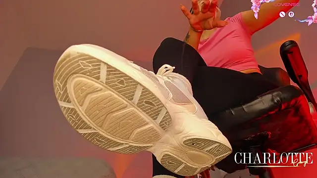 charlotte  grey online show from May 27, 7:43 pm