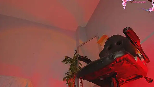 charlotte  grey online show from March 19, 8:09 pm