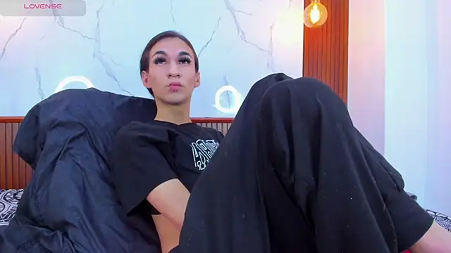 Mia thompson 19 online show from April 2, 7:09 pm