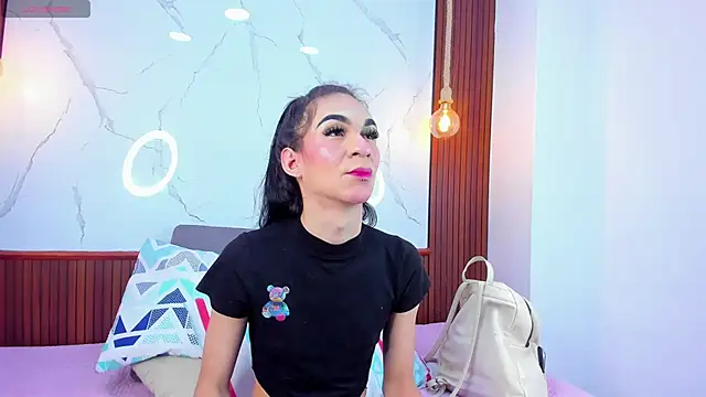 Mia thompson 19 online show from March 5, 7:43 pm