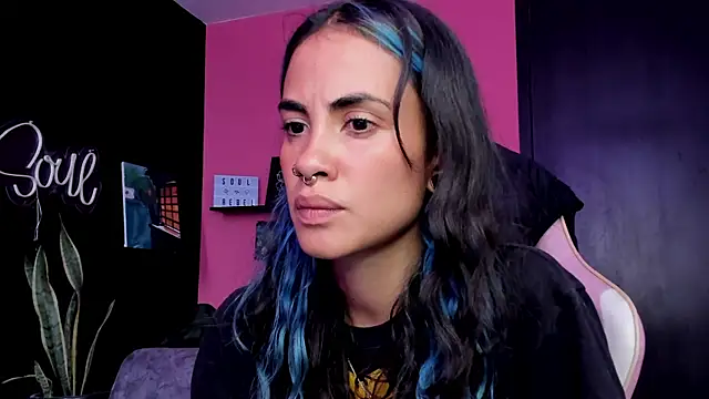 Snapshot of Juanadearco5 chatting on November 8, 4:43 pm Juanadearco5 online show from November 8, 4:43 pm