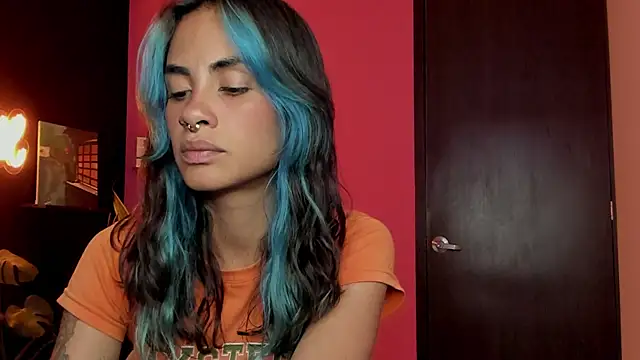 Snapshot of Juanadearco5 chatting on December 3, 10:42 pm Juanadearco5 online show from December 3, 10:42 pm