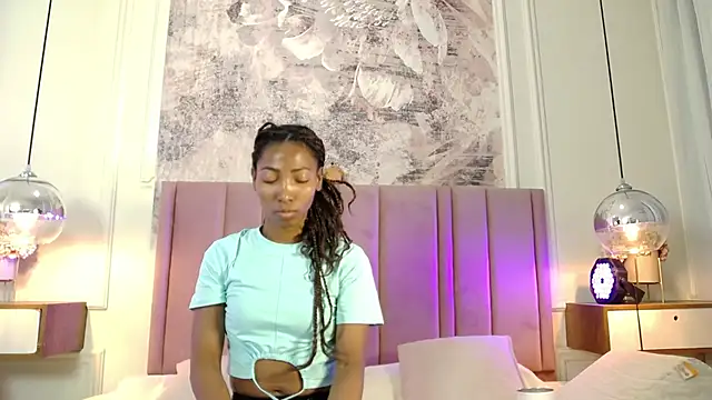 Snapshot of SabrinaDevill chatting on June 30, 1:22 pm SabrinaDevill online show from June 30, 1:22 pm