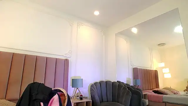 SabrinaDevill online show from May 18, 2:44 pm