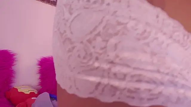 madelyn rose  online show from March 21, 2:02 am