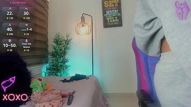 madelyn rose  online show from October 9, 12:22 am