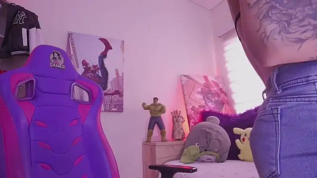 madelyn rose  online show from April 15, 6:12 pm