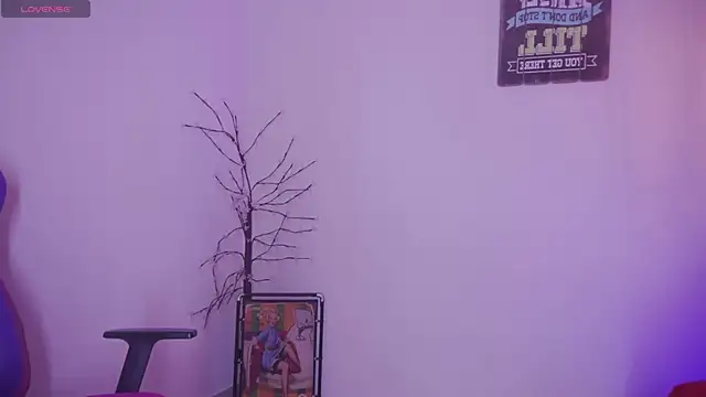 madelyn rose  online show from November 11, 1:33 am