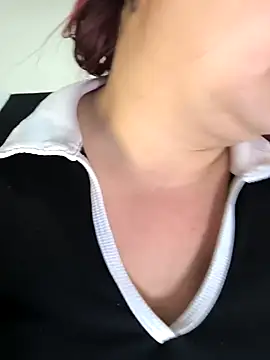 Snapshot of samanthakiss192 chatting on November 4, 6:01 pm samanthakiss192 online show from November 4, 6:01 pm