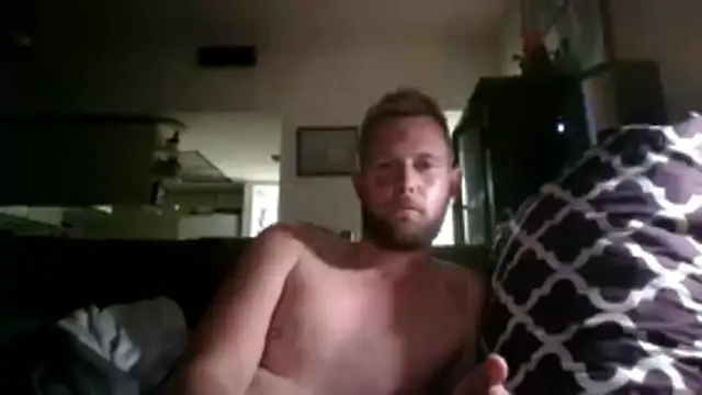 Snapshot of W1LBURN chatting on June 13, 8:45 am W1LBURN online show from June 13, 8:45 am
