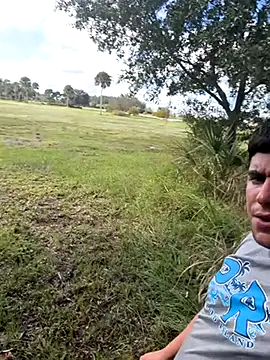 Snapshot of elwhite1996 chatting on October 28, 6:29 pm elwhite1996 online show from October 28, 6:29 pm