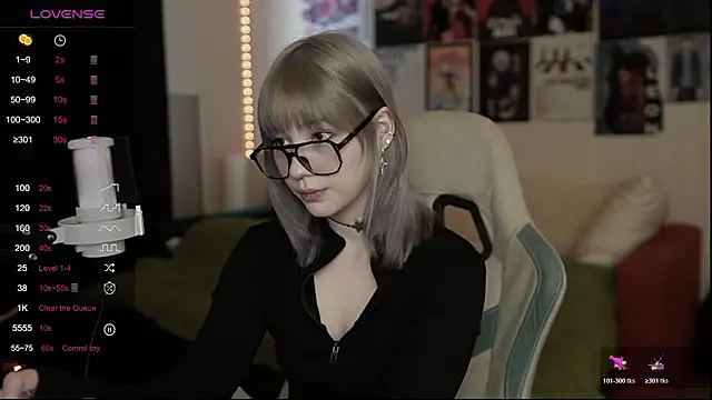 Traharaa online show from February 9, 11:30 am