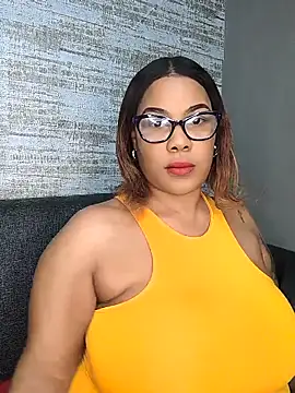 ExclusiveLeexx online show from March 21, 2:40 pm
