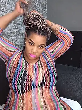 ExclusiveLeexx online show from November 7, 1:04 pm