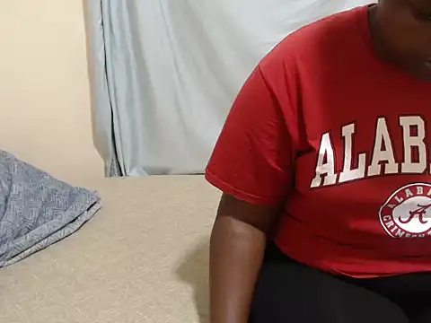 Snapshot of Delicious_bootty chatting on October 4, 6:26 am Delicious bootty online show from October 4, 6:26 am