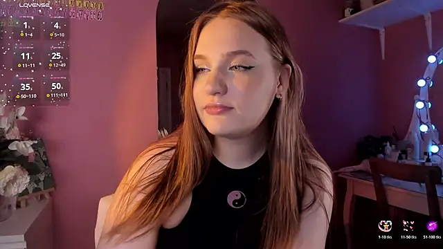 CarolineLovers online show from May 8, 9:07 pm