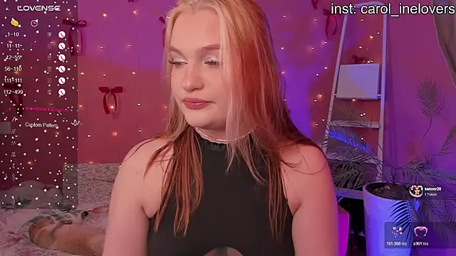 Snapshot of CarolineLovers chatting on February 4, 9:54 pm CarolineLovers online show from February 4, 9:54 pm