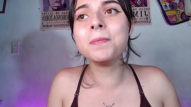 Snapshot of elizabethtaylorxxx chatting on January 6, 3:53 am elizabethtaylorxxx online show from January 6, 3:53 am