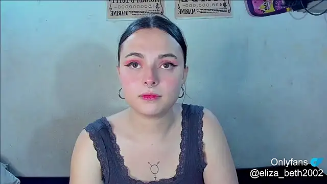 Snapshot of elizabethtaylorxxx chatting on October 11, 5:41 am elizabethtaylorxxx online show from October 11, 5:41 am