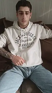 arenn1997 online show from February 17, 12:13 pm