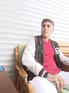 arenn1997 online show from November 12, 1:37 pm