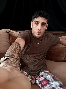 arenn1997 online show from November 15, 12:09 pm