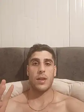 arenn1997 online show from July 15, 12:17 am