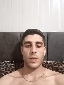 arenn1997 online show from March 22, 12:14 am