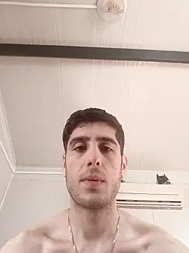 arenn1997 online show from December 22, 12:05 pm