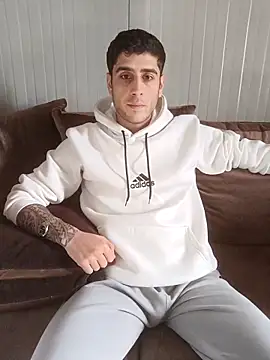 arenn1997 online show from February 10, 12:15 pm