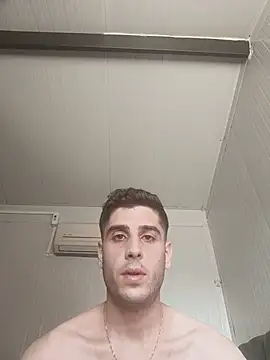 arenn1997 online show from July 15, 12:23 pm