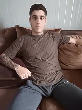 arenn1997 online show from March 25, 12:15 pm