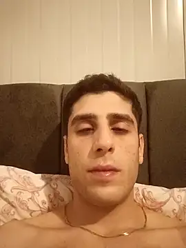 arenn1997 online show from February 5, 12:28 am