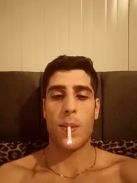 arenn1997 online show from March 9, 10:57 pm