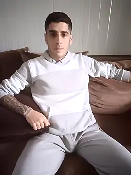 arenn1997 online show from March 22, 12:18 pm