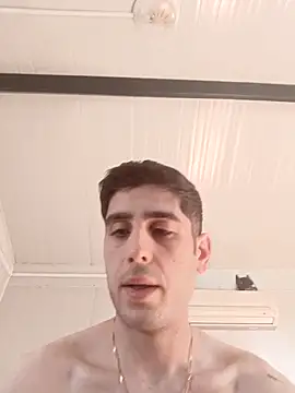 arenn1997 online show from December 18, 12:09 pm