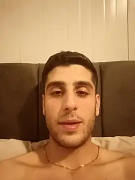 arenn1997 online show from March 1, 12:21 am