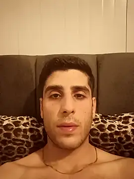 arenn1997 online show from March 6, 12:05 am